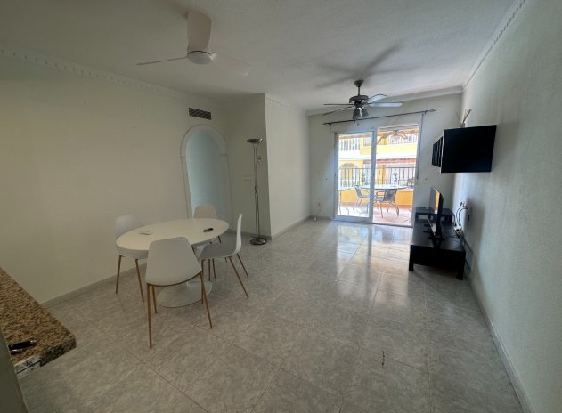 Resale - Apartment / Flat * - Algorfa *