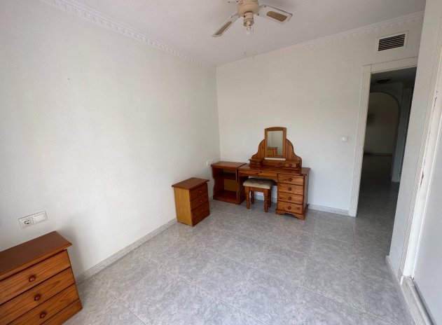 Resale - Apartment / Flat * - Algorfa *