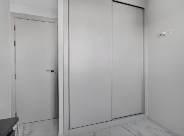 Herverkoop - Appartement - Torrevieja - Playa de los Locos