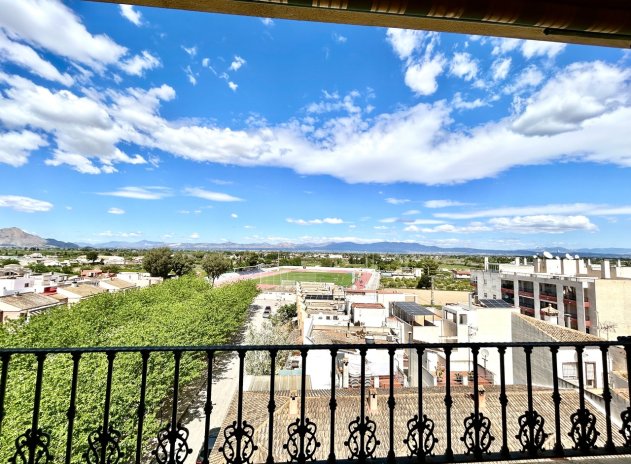 Resale - Apartment / Flat * - Almoradí *