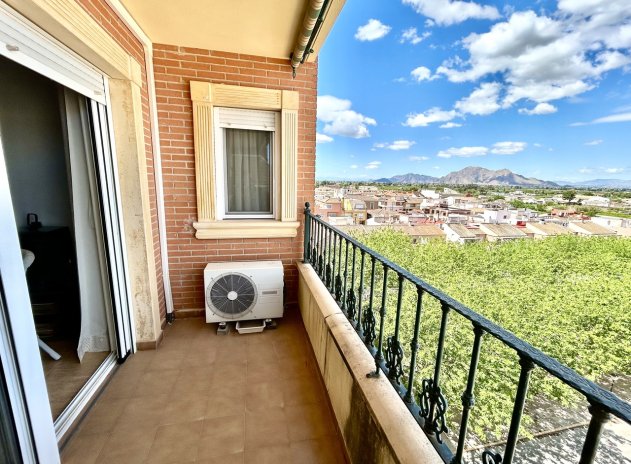 Resale - Apartment / Flat * - Almoradí *