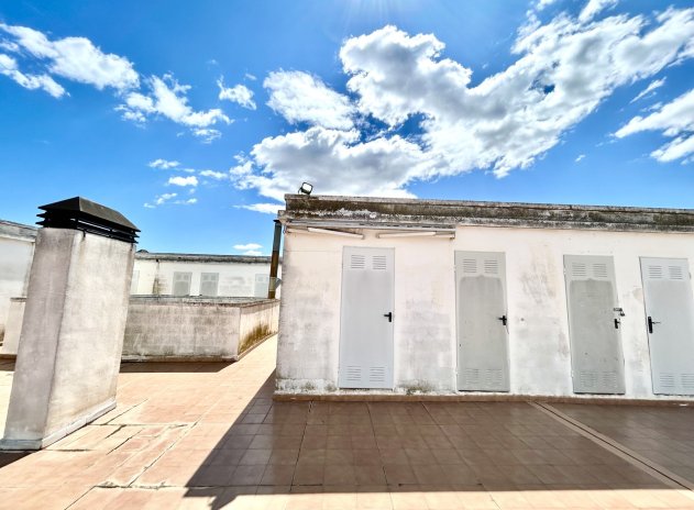 Resale - Apartment / Flat * - Almoradí *