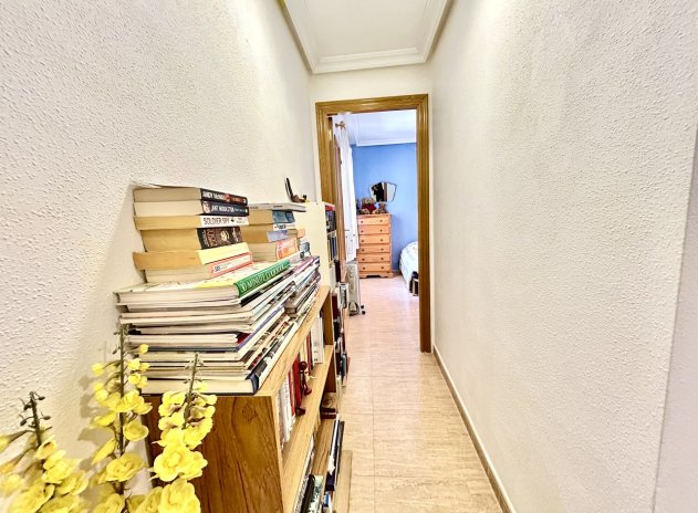 Resale - Apartment / Flat * - Almoradí *