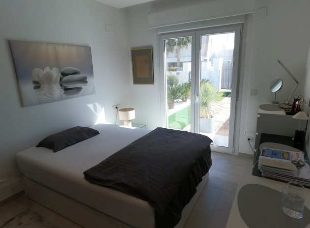 Herverkoop - Villa - Algorfa