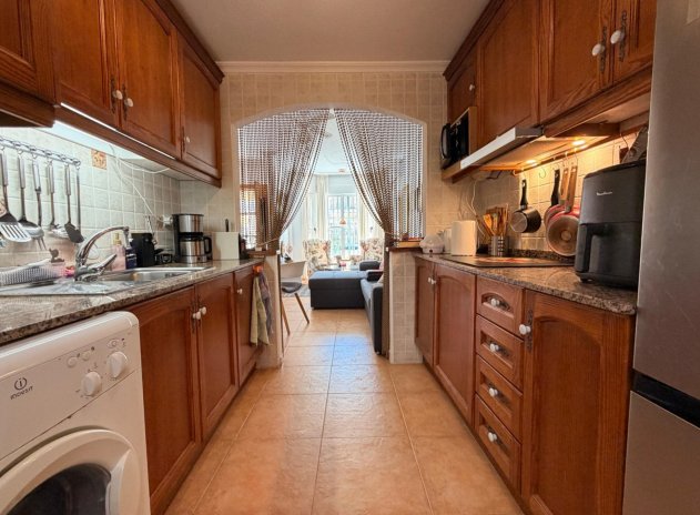 Herverkoop - Rijwoning - El Raso