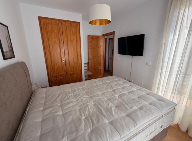 Herverkoop - Rijwoning - El Raso