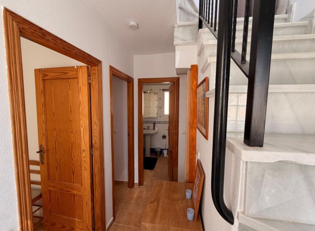 Herverkoop - Rijwoning - El Raso