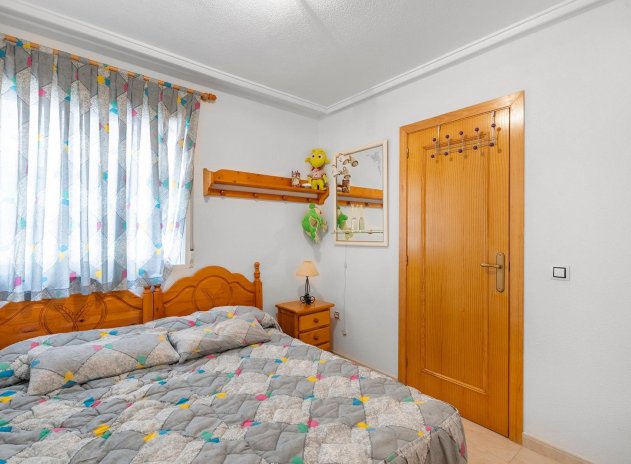 Reventa - Apartamento / Piso - Torrevieja