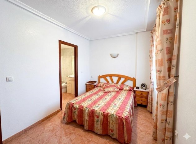 Wiederverkauf - Wohnung - Torrevieja - Playa del Cura