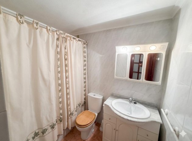 Wiederverkauf - Wohnung - Torrevieja - Playa del Cura