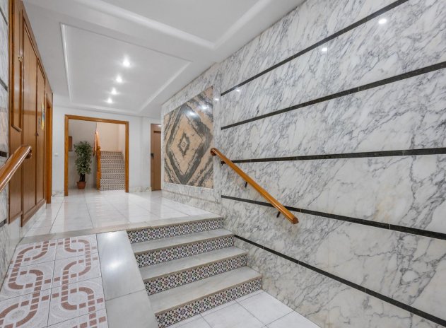 Wiederverkauf - Wohnung - Torrevieja - Playa del Cura