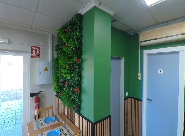 Herverkoop - Commercieel - Torrevieja - Puerto