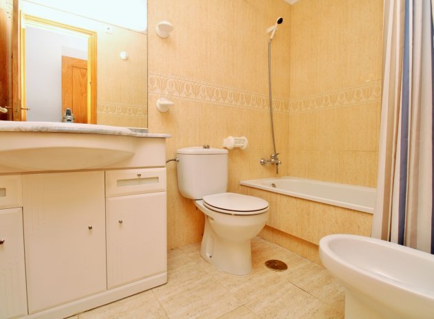 Herverkoop - Appartement - Playa Flamenca