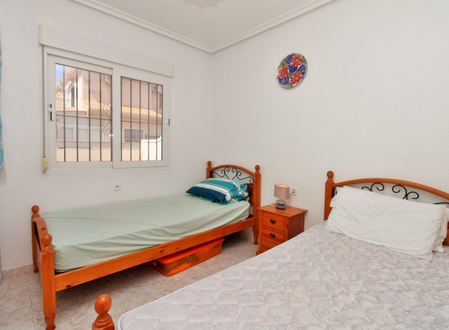 Herverkoop - Rijwoning - Playa Flamenca