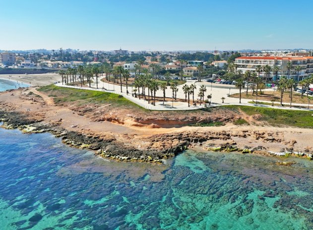 Herverkoop - Rijwoning - Playa Flamenca