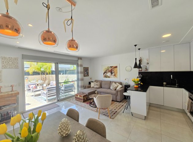 Herverkoop - Rijwoning - Ciudad Quesada - Doña Pepa