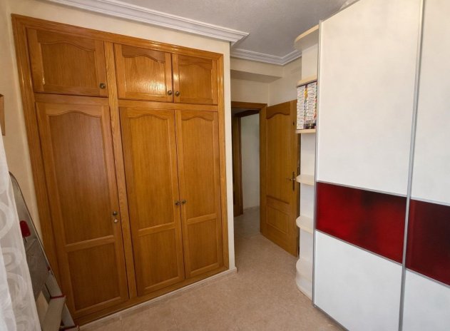 Wiederverkauf - Wohnung - Torrevieja - Playa del Cura