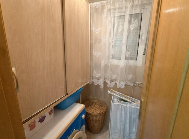 Wiederverkauf - Wohnung - Torrevieja - Playa del Cura