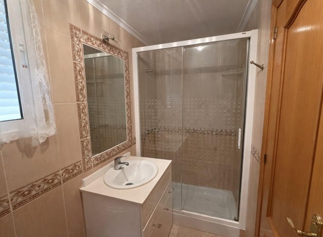 Wiederverkauf - Wohnung - Torrevieja - Playa del Cura