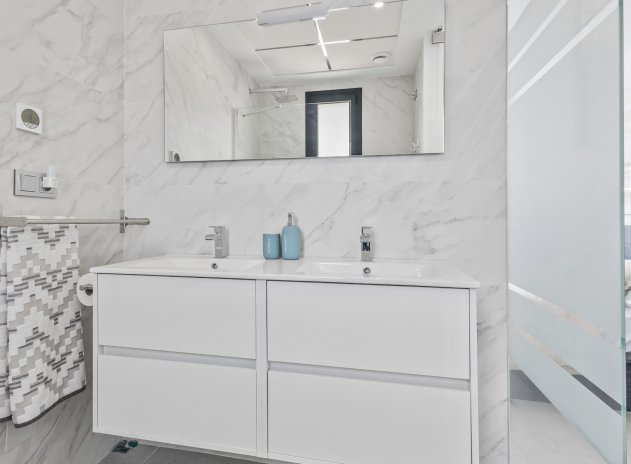 Herverkoop - Villa - Algorfa