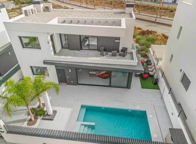 Herverkoop - Villa - Algorfa