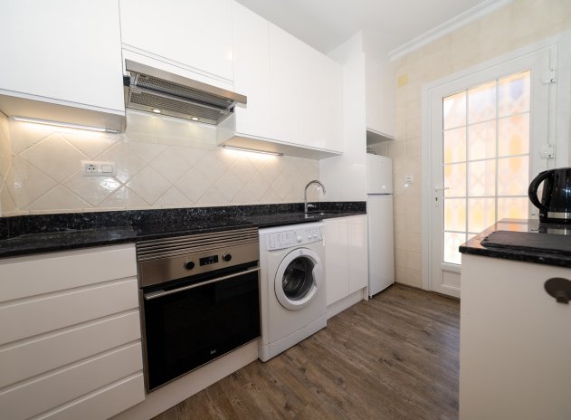 Herverkoop - Villa - Playa Flamenca - Sportcentre