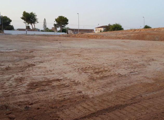 Herverkoop - Perceel - Torrevieja