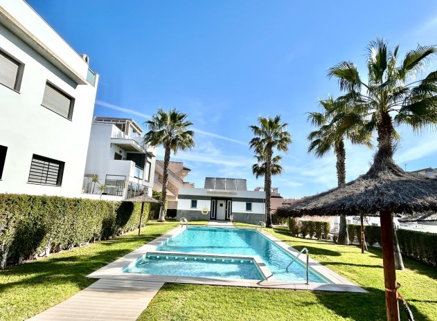 Herverkoop - Appartement - Punta Prima