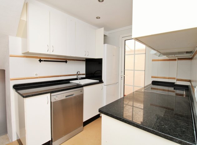 Reventa - Casa adosada - Villamartin - Villamartín