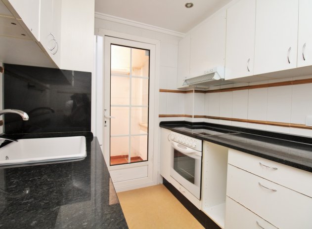 Reventa - Casa adosada - Villamartin - Villamartín