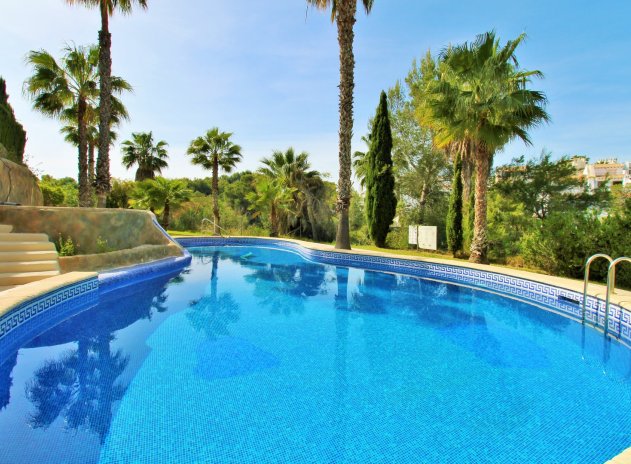 Reventa - Casa adosada - Villamartin - Villamartín