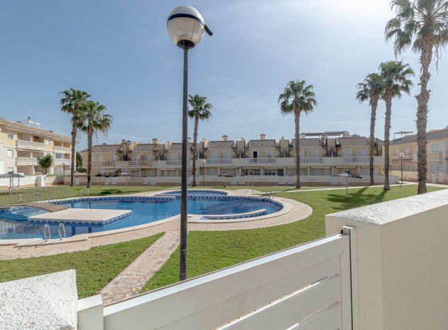 Revente - Maison mitoyenne - Lomas de Cabo Roig