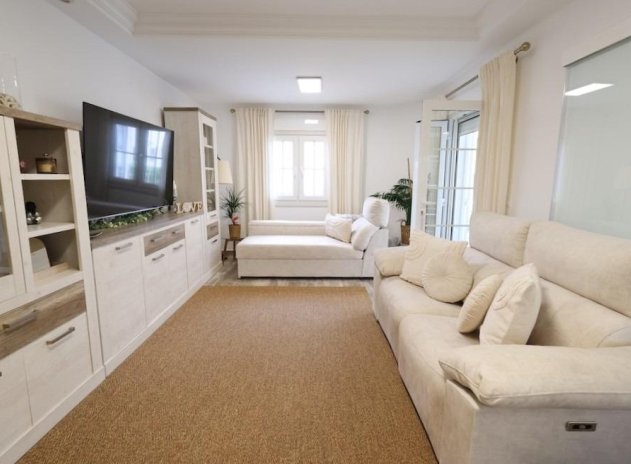 Herverkoop - Villa - San Miguel de Salinas - Las Filipinas