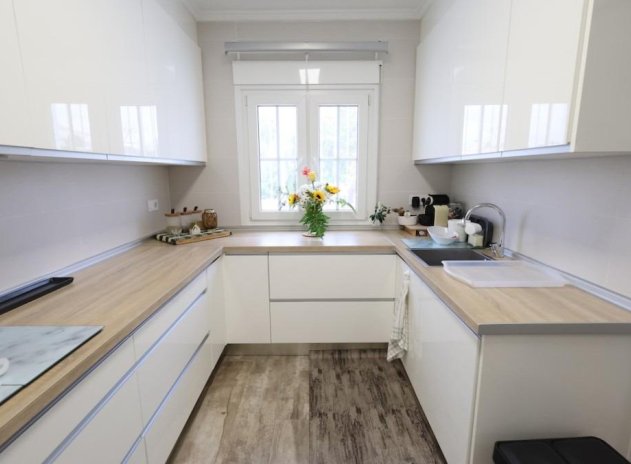 Herverkoop - Villa - San Miguel de Salinas - Las Filipinas