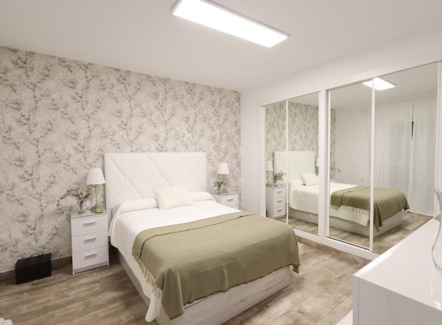 Herverkoop - Villa - San Miguel de Salinas - Las Filipinas