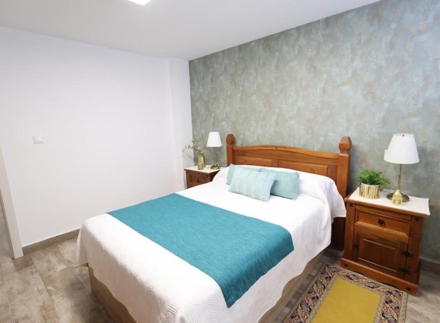 Herverkoop - Villa - San Miguel de Salinas - Las Filipinas