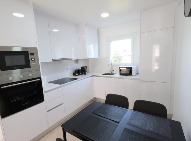 Herverkoop - Appartement - Orihuela Costa - La Zenia