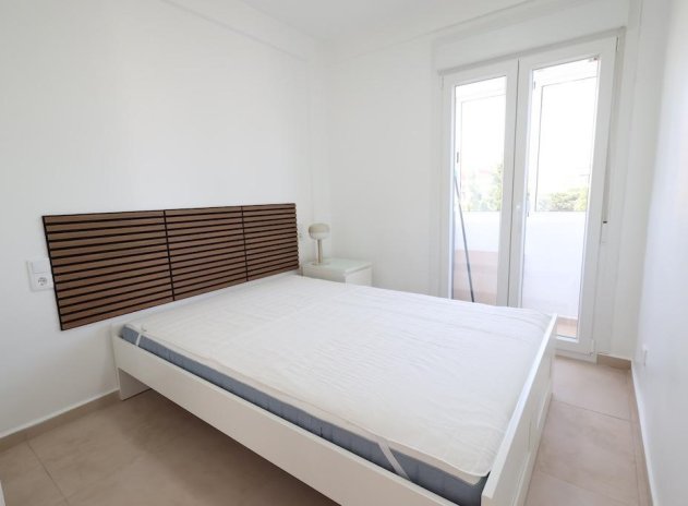 Herverkoop - Appartement - Orihuela Costa - La Zenia
