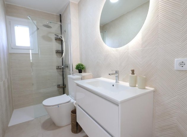 Herverkoop - Appartement - Orihuela Costa - La Zenia