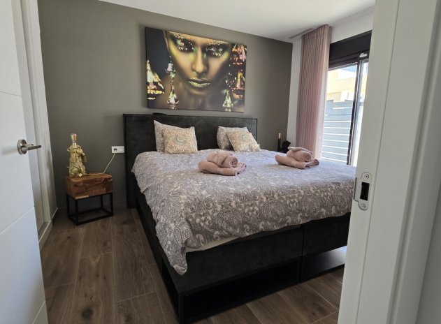 Herverkoop - Villa - Los Montesinos