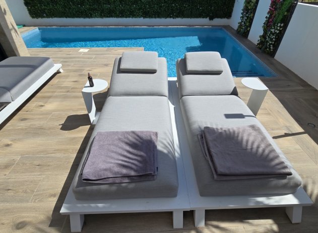 Herverkoop - Villa - Los Montesinos