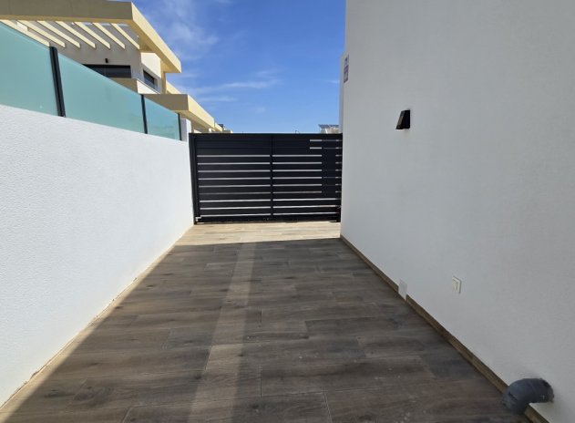 Herverkoop - Villa - Los Montesinos