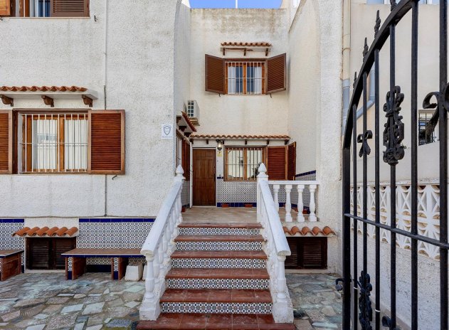 Herverkoop - Rijwoning - Torrevieja - Calas blanca