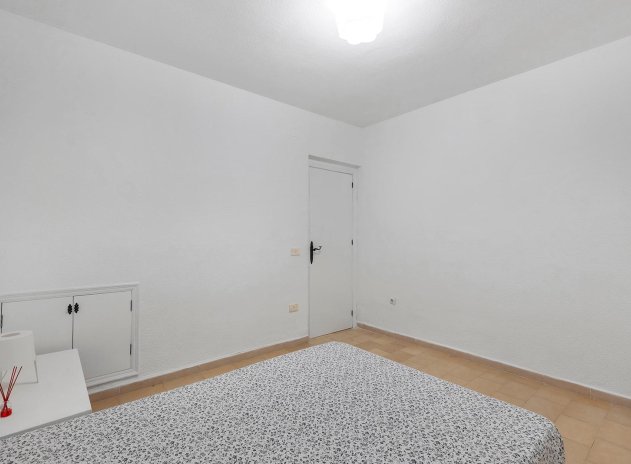 Herverkoop - Rijwoning - Torrevieja - Calas blanca