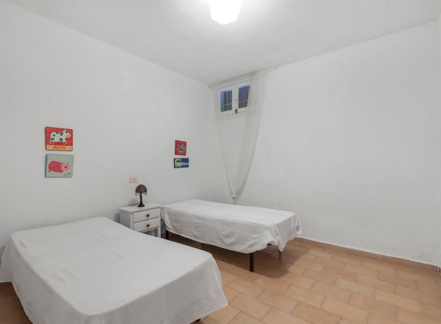 Herverkoop - Rijwoning - Torrevieja - Calas blanca