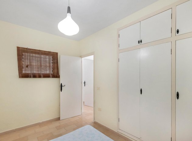 Herverkoop - Rijwoning - Torrevieja - Calas blanca