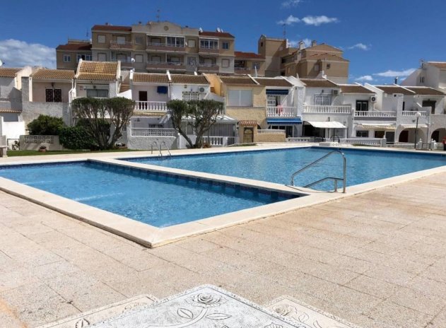 Herverkoop - Rijwoning - Torrevieja - Calas blanca