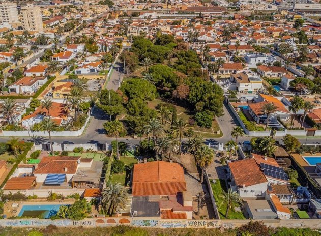 Herverkoop - Rijwoning - Torrevieja - Calas blanca