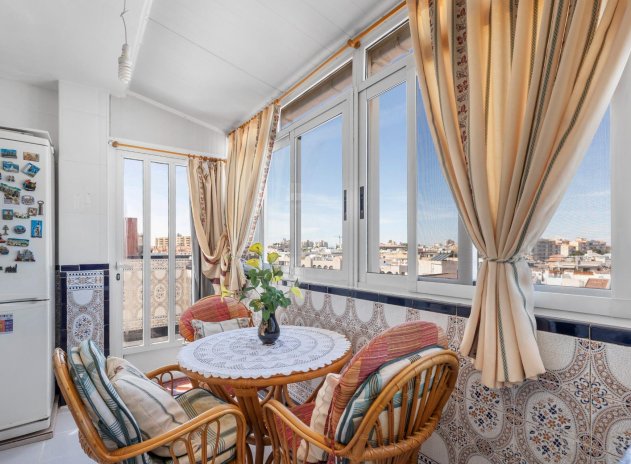 Herverkoop - Appartement - Torrevieja - Playa del Cura