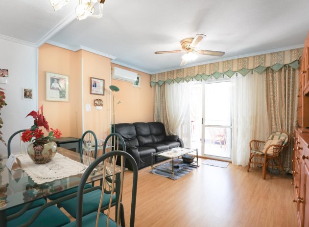 Herverkoop - Appartement - Torrevieja - Playa del Cura